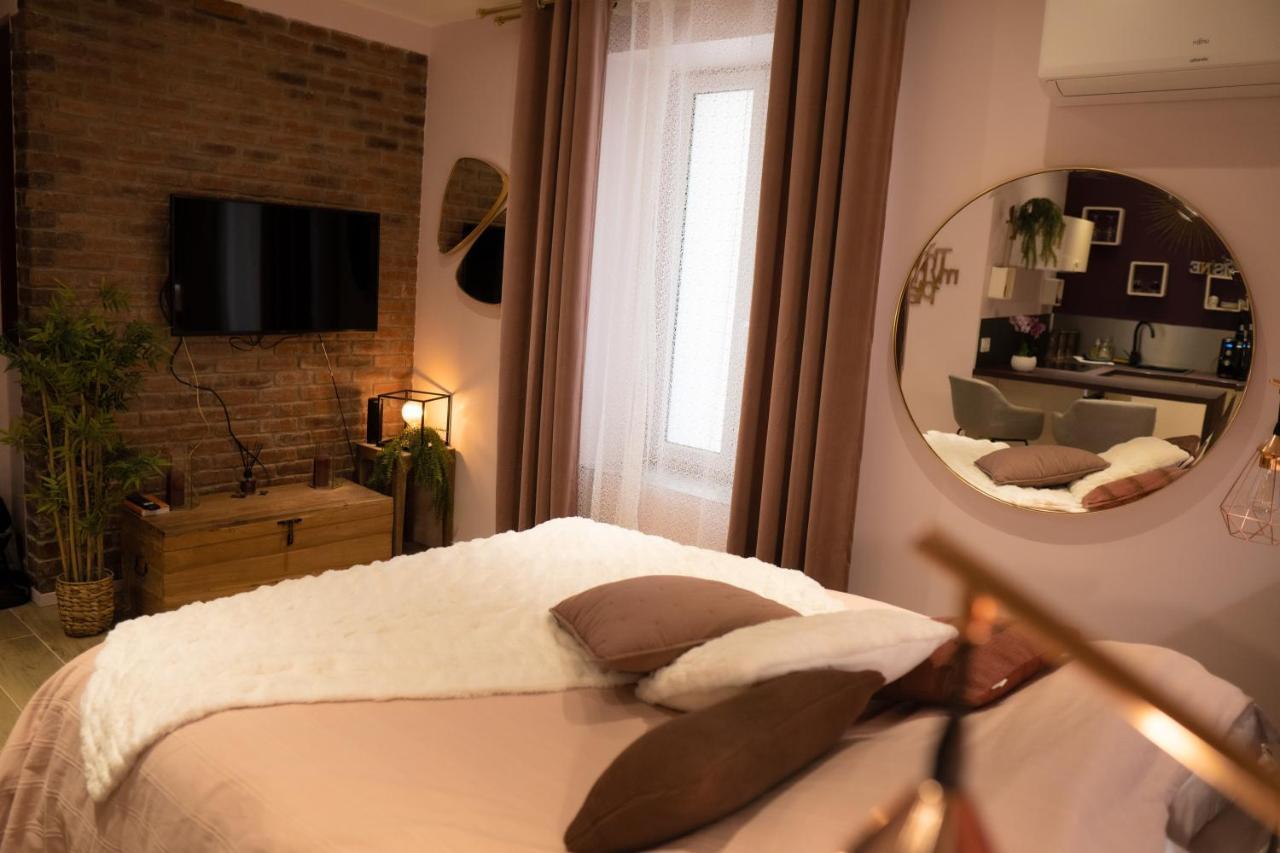 Studio Coeur De Ville Sanary Tres Cosy Parking Ngoại thất bức ảnh